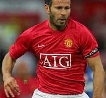 Fergie salue le centurion Giggs